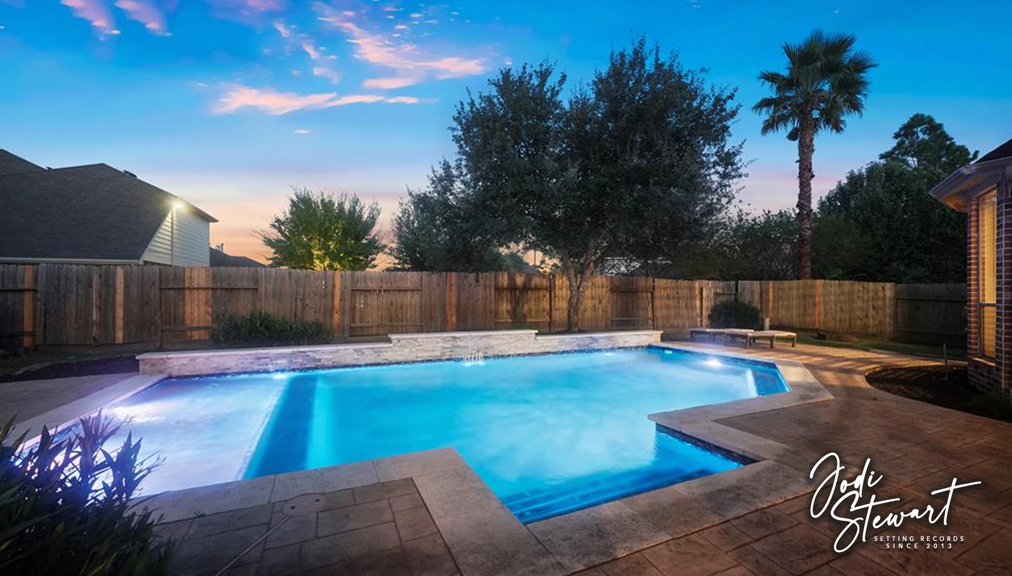 ELEGANCE IN EAGLE SPRINGS